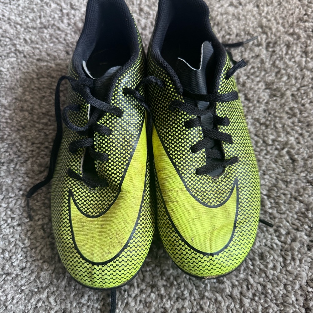 Nike Kids Neon Yellow and Black Soccer Sneakers